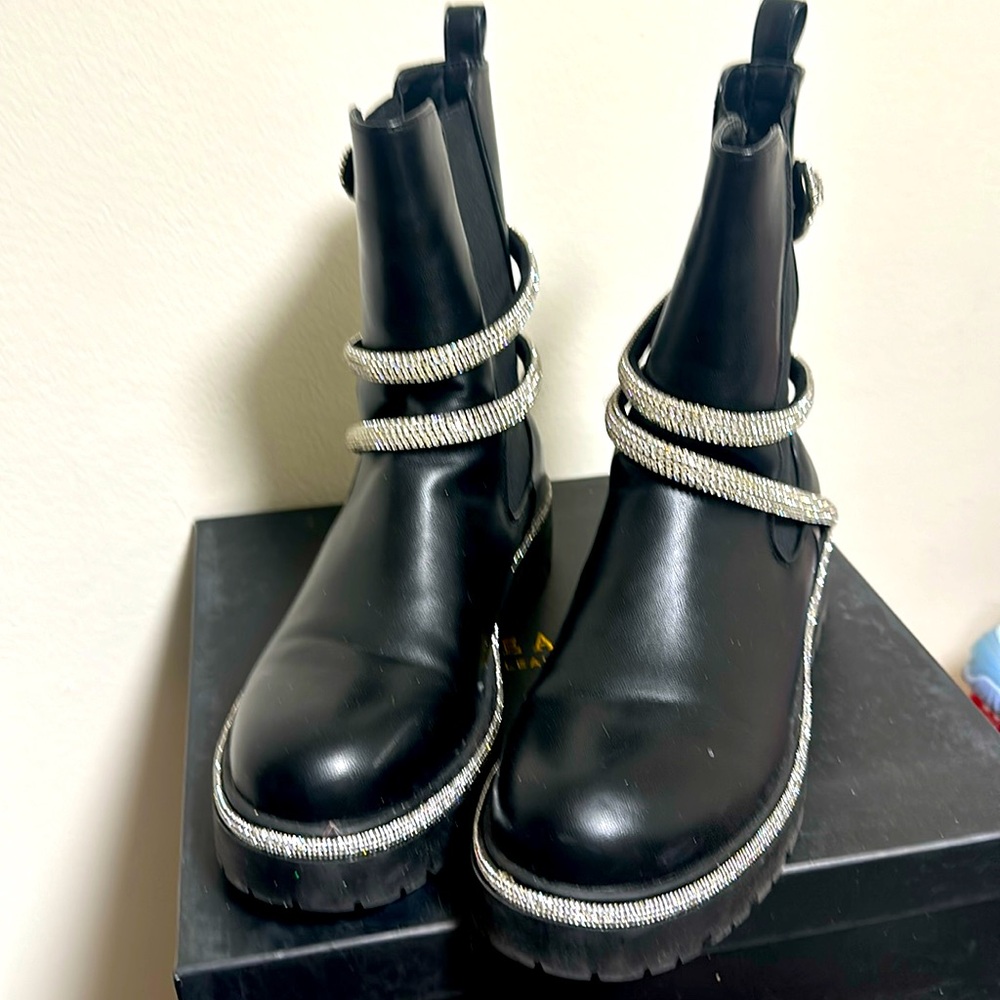 Black Boots in Great Conditionn